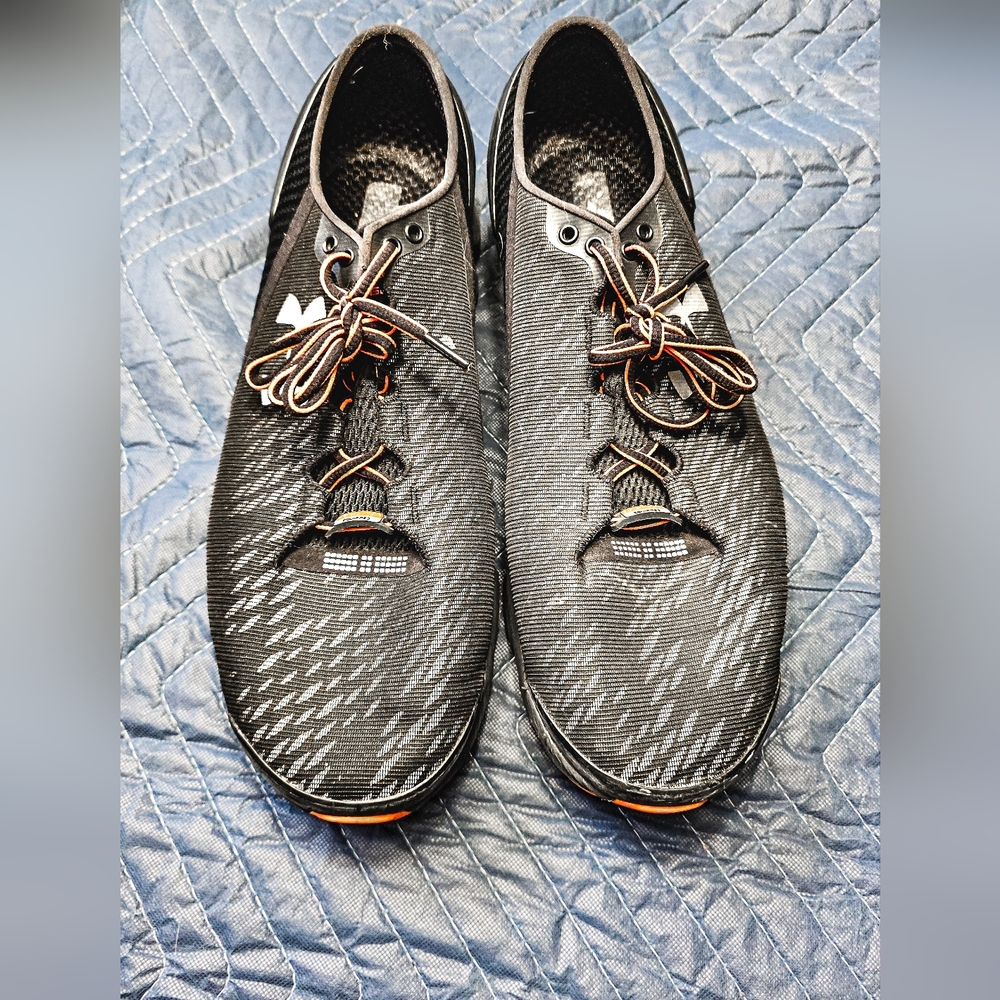 Under Armour Gemini 2 running shoes mens sz 16 (fits 15 perfect)